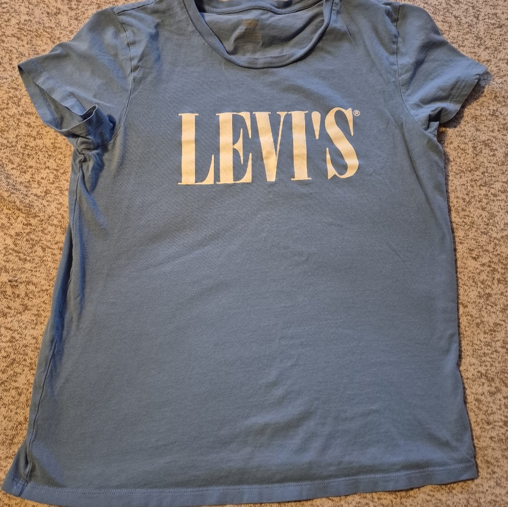 ❤️‍🔥Levi's Medium Womens Light Blue Cotton Tee Shirt